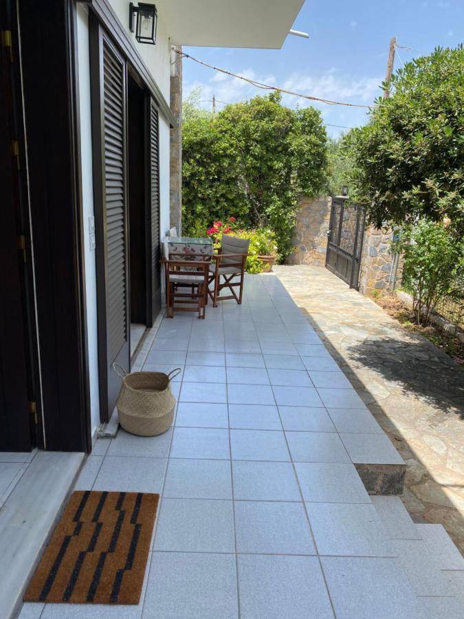 Eratous Seaside House Apartment Varnavas Ngoại thất bức ảnh