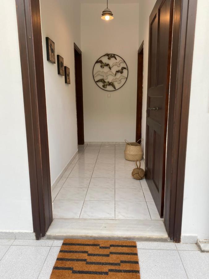 Eratous Seaside House Apartment Varnavas Ngoại thất bức ảnh