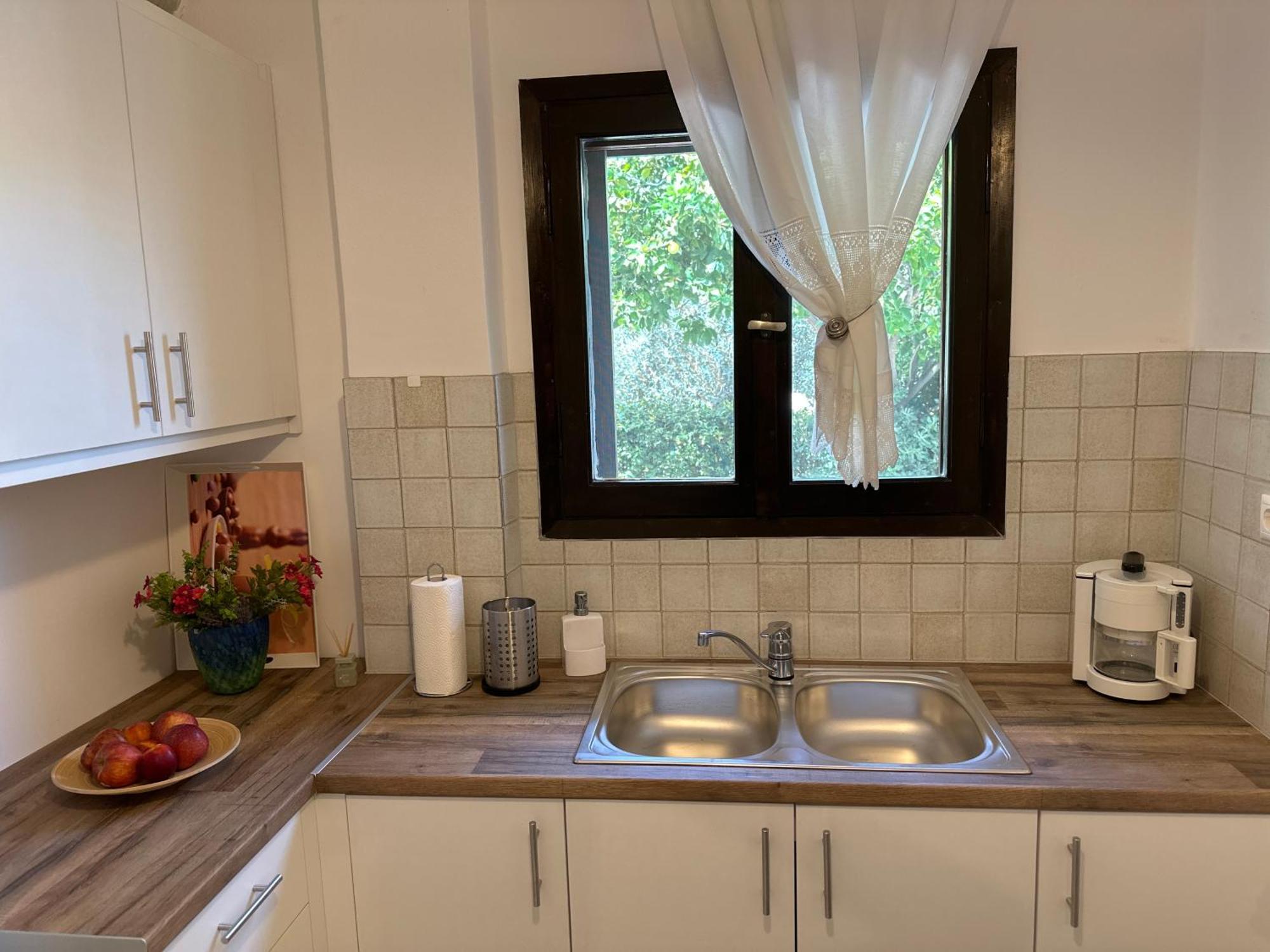 Eratous Seaside House Apartment Varnavas Ngoại thất bức ảnh