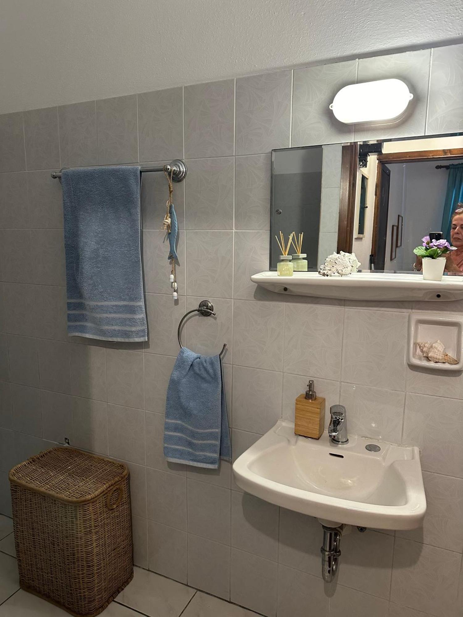Eratous Seaside House Apartment Varnavas Ngoại thất bức ảnh