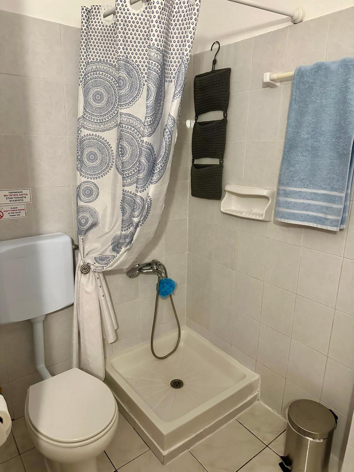 Eratous Seaside House Apartment Varnavas Ngoại thất bức ảnh